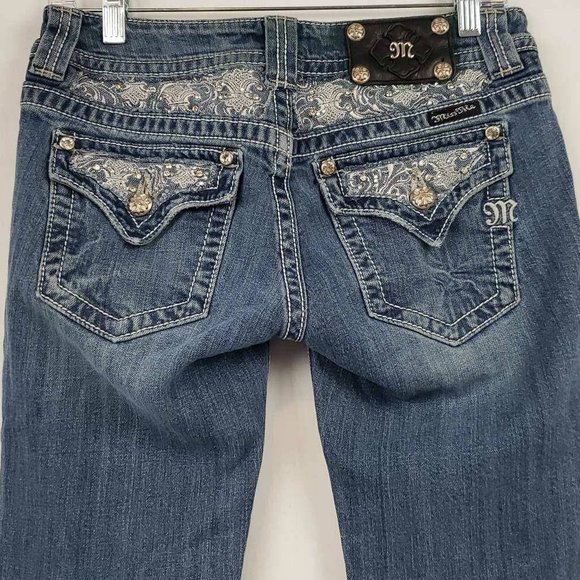 Miss Me Womens Capri Jeans Blue Stretch Embroidered Medium Wash Low Rise 28 - Picture 4 of 12